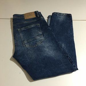 Jeanius Akademiks Mens Jeans Size 36x30 Distressed